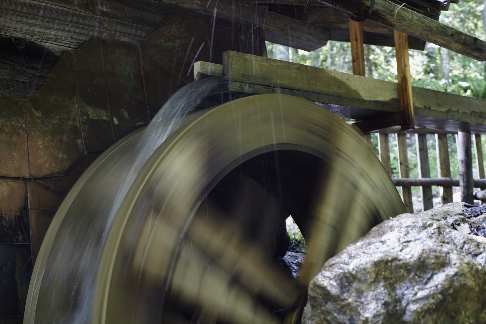 Steinmühle am Barfussweg im Hexenwasser Söll – Hexenwasser